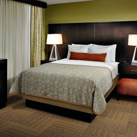 Staybridge Suites Auburn Hills, An Ihg Hotel Buitenkant foto