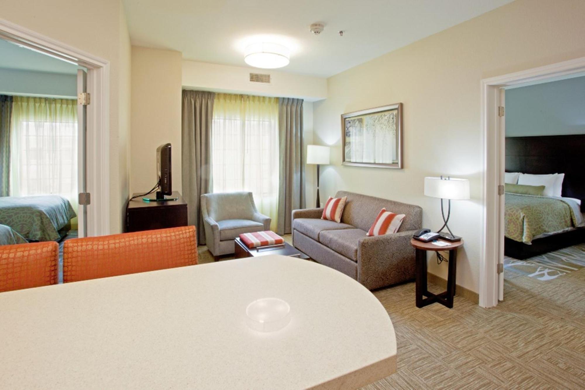 Staybridge Suites Auburn Hills, An Ihg Hotel Buitenkant foto